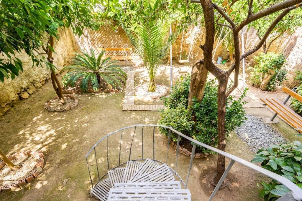 Apartament Secret Garden Downtown Ateny Zewnętrze zdjęcie
